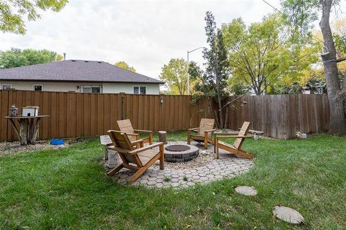 164 Hillmartin Dr, Winnipeg, MB 