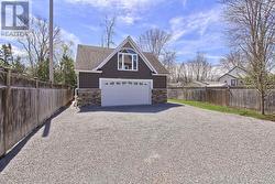 303 LAKE DR EAST APT A DRIVE Georgina, ON L0E 1S0