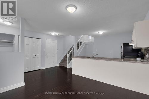 UPPER - 152 MADELAINE DRIVE , Barrie, Ontario L4N 0N1 4