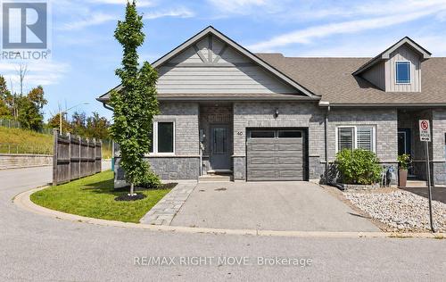 40 LILY DRIVE  Orillia, ON L3V 0G3