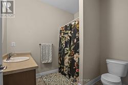 3 piece ensuite bathroom with walk-in shower - 
