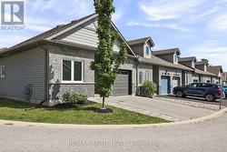 An end unit townhome in North Lake Village - 