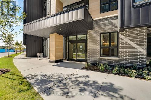 503 - 3008 WILLIAM CUTMORE BOULEVARD , Oakville, Ontario L6H 8A4 2