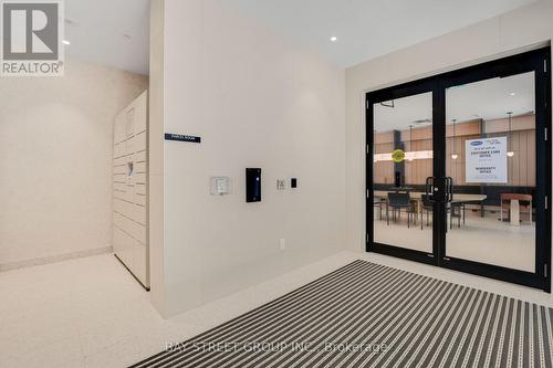 503 - 3008 WILLIAM CUTMORE BOULEVARD , Oakville, Ontario L6H 8A4 3