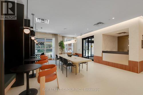 503 - 3008 WILLIAM CUTMORE BOULEVARD , Oakville, Ontario L6H 8A4 4