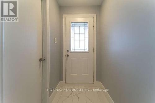 25 TULIP DRIVE , Brampton, Ontario L6Y 3T5 3