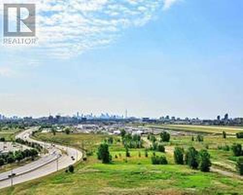 711 - 1060 SHEPPARD AVENUE W , Toronto, Ontario M3J 0G7 2