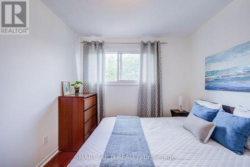 857 Messenger Meadow Drive, Mississauga, ON 