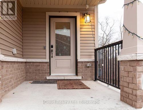 36 - 4311 MANN STREET , Niagara Falls, Ontario L2G 0A4 2