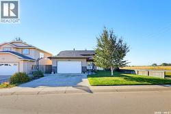 101 Lakeridge DRIVE Warman, SK S0K 0A1