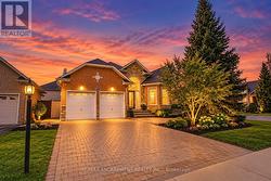 137 PINEHILL DRIVE  Hamilton, ON L0R 1P0