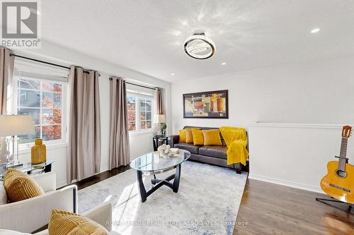 22 Benjamin Way, Whitby, ON 