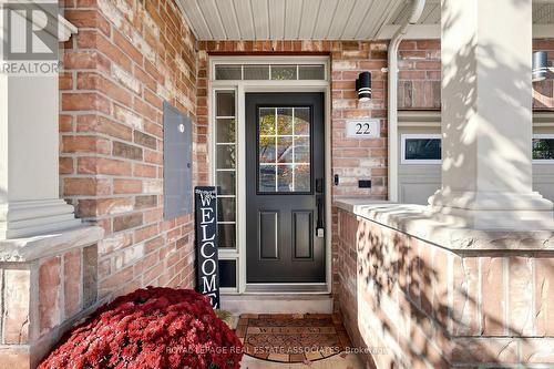 22 Benjamin Way, Whitby, ON 