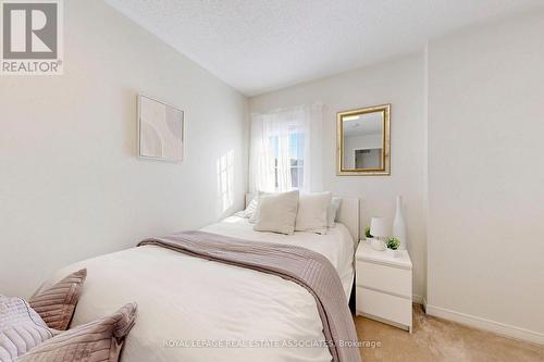 22 Benjamin Way, Whitby, ON 