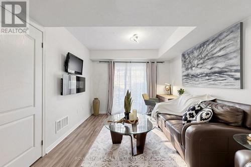 22 Benjamin Way, Whitby, ON 