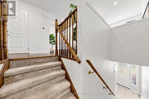 22 Benjamin Way, Whitby, ON 