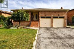 55 THISTLE RIDGE DRIVE Vaughan, ON L4L 3K3