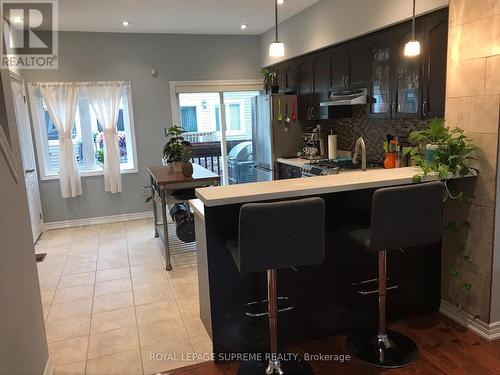 30 PONT LANE , Toronto, Ontario M9N 0A7 5
