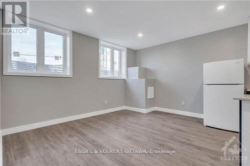 3 - 8 PHILIP STREET , Smiths Falls, Ontario K7A 3L6 5