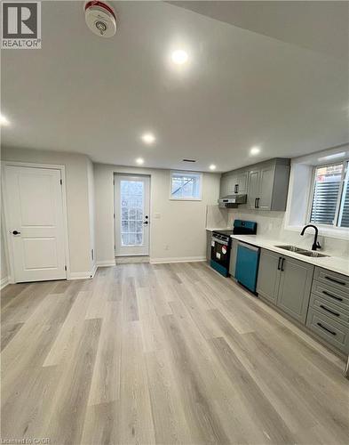 27 WILLIAM NADOR Street Unit# Lower , Kitchener, Ontario N2R 0S3 2