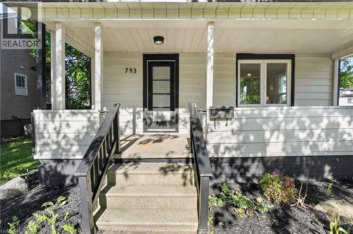793 STEELE Street , Port Colborne, Ontario L3K 4Z5 3