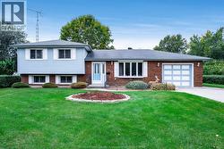 1379 Oxford Ave Kingsville, ON N9Y 2G7