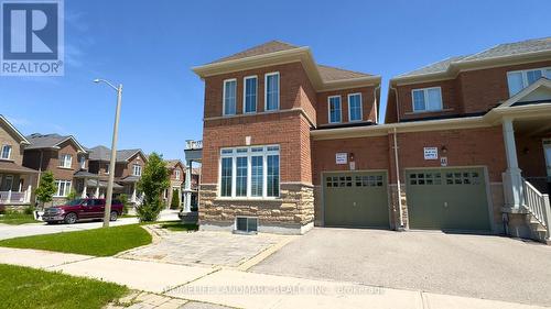 39 PAVLOVA CRESCENT , Richmond Hill, Ontario L4E 0V8 2