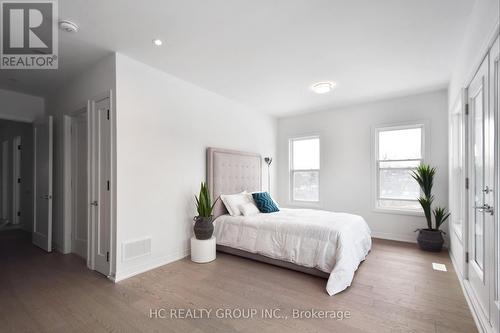 2 YANS WAY , Markham, Ontario L3R 0J8 5
