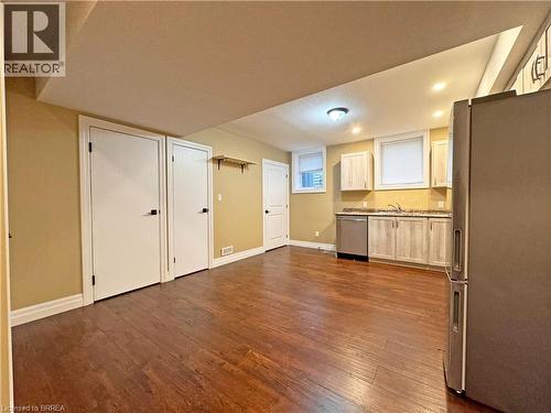 345 MARLBOROUGH Street Unit# Lower , Brantford, Ontario N3S 4T9 5