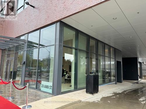 612 - 28 ANN STREET , Mississauga, Ontario L5G 0E1 2
