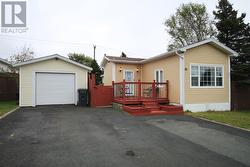 20 Evergreen Drive Paradise, NL A1L 1A6