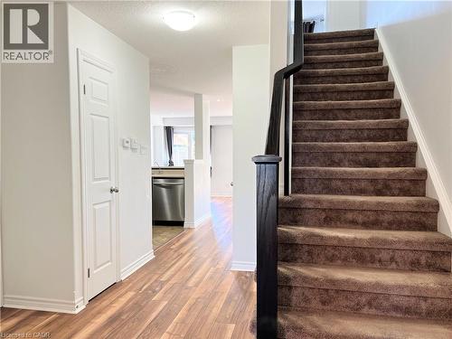 46 RENFREW Street , Kitchener, Ontario N2R 0G5 5