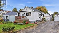 697 Prete Street Sudbury, ON P3E 3X4