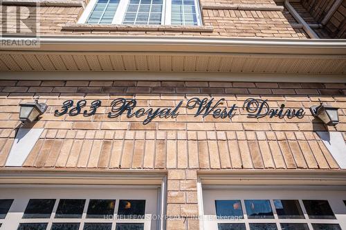 383 ROYAL WEST DRIVE , Brampton, Ontario L6X 0B3 4