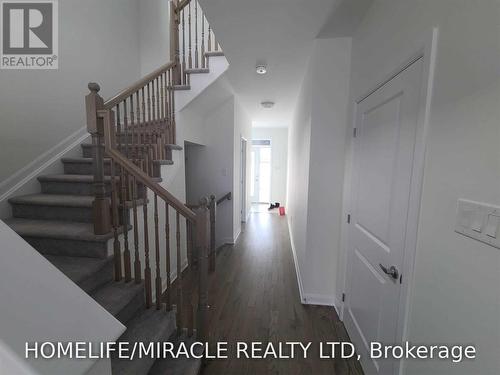 231 CLONRUSH WAY , Ottawa, Ontario K2T 0L3 2
