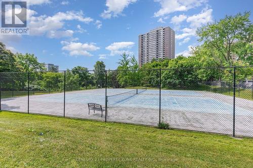405 - 3100 KIRWIN AVENUE , Mississauga, Ontario L5A 3S6 2