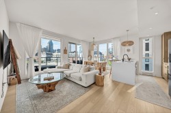 519-1485 Rue des Bassins Montréal (Le Sud-Ouest), QC H3C 1B7