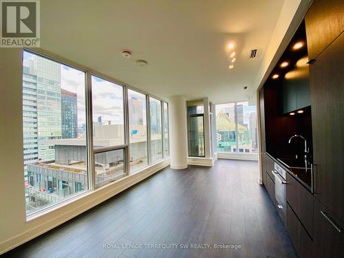 3306 - 15 MERCER STREET , Toronto, Ontario M5V 0T8 3