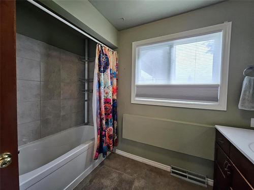 201 Wordsworth Way, Winnipeg, MB 