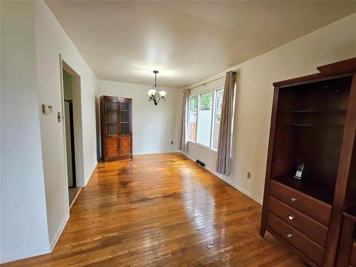 201 Wordsworth Way, Winnipeg, MB 
