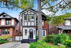 105 CLIFTON ROAD Toronto, ON M4T 2G3