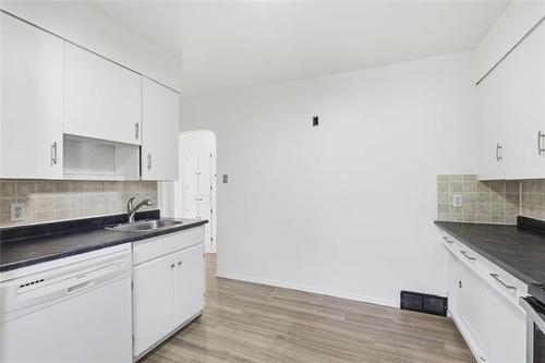 873 Beach Ave, Winnipeg, MB 