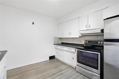 873 Beach Ave, Winnipeg, MB 