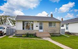 544 Yale AVE  Winnipeg, MB R2C 1V5