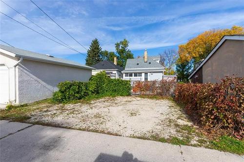 148 Jefferson Ave, Winnipeg, MB 