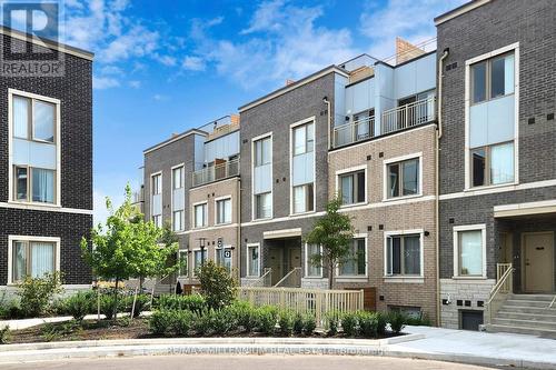 TH 350 - 100 HONEYCRISP CRESCENT , Vaughan, Ontario L4K 0N7 2