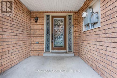 22 BAY BREEZE DRIVE , Brampton, Ontario L6R 0M1 5