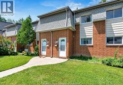6732 Roseville Garden DRIVE Windsor, ON N8T 1J2