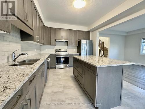 49 SAFFRON WAY , Pelham (Fonthill), Ontario L0S 1E1 3