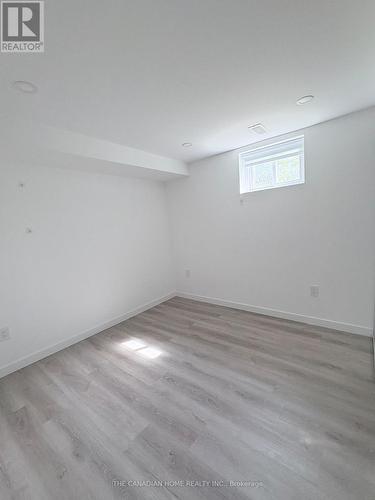 2 - 63 CHAMPLAIN AVENUE , Hamilton, Ontario L8G 2H5 5